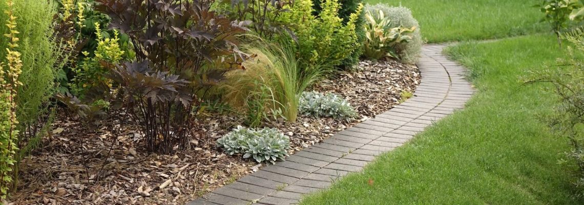 How Paver Borders Make Your Outdoor Space Look More Cohesive