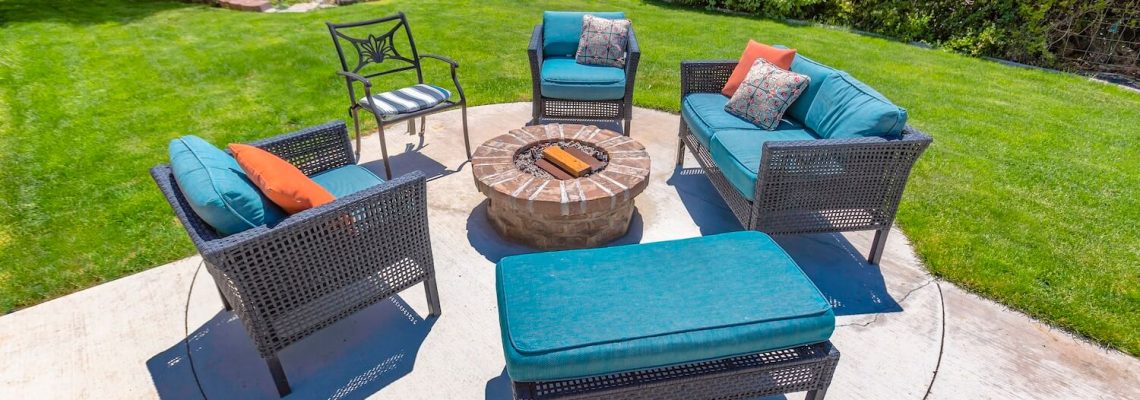 What are The Benefits of a Paver Fire Pit Over an Outdoor Fireplace backyard gas fire outdoor pavers gravel is messy firepit paving gas services